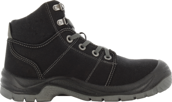 DESERT BLACK